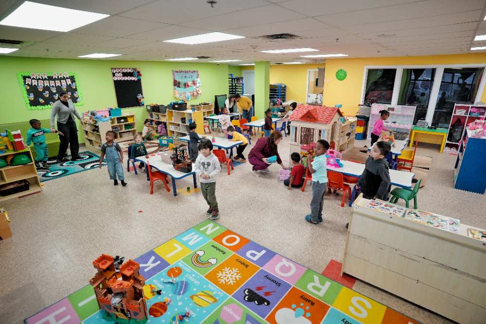 Future Mentors Day Care Edmonton, Canada